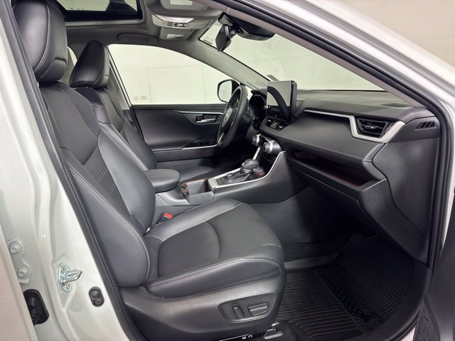 Used 2024 Toyota RAV4 Limited w/ Weather Package AWD/4WD image 4
