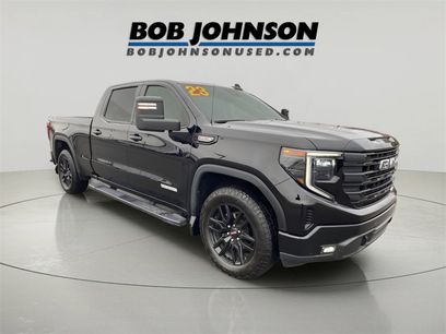 Used 2023 GMC Sierra 1500 Elevation w/ Preferred Package