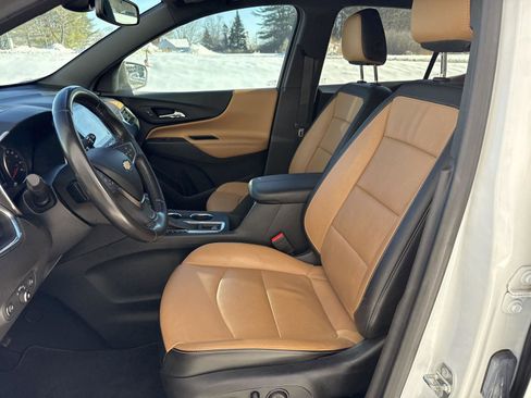 Used 2020 Chevrolet Equinox Premier image 11