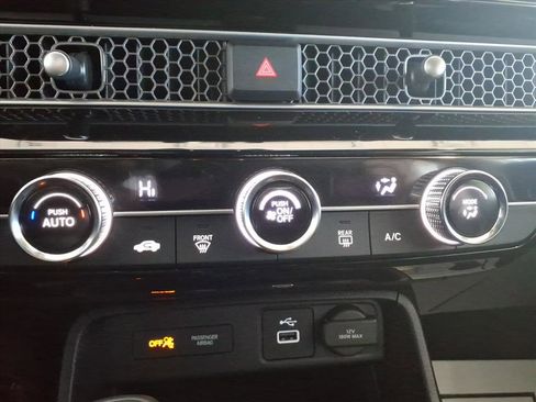 Certified 2024 Honda Civic Sport image 25