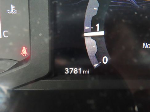 Used 2025 Toyota Tacoma SR5 image 21