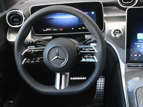 Used 2026 Mercedes-Benz GLC 300 image 17
