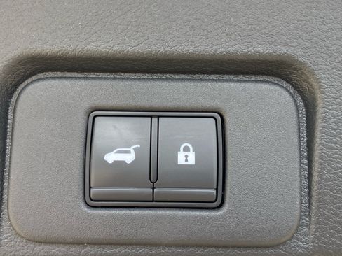 Used 2023 Nissan Rogue SL w/ SL Premium Package AWD/4WD image 14