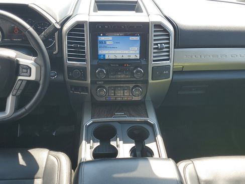 Used 2017 Ford F350 Lariat w/ Lariat Ultimate Package image 15