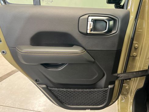 New 2026 Jeep Wrangler Unlimited Sahara w/ Safety Group AWD/4WD image 18