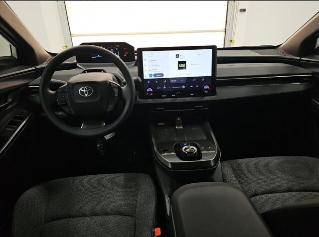 Used 2026 Toyota bZ FWD image 10