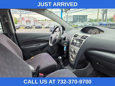 Used 2007 Toyota Yaris Sedan w/ Convenience Pkg FWD image 11
