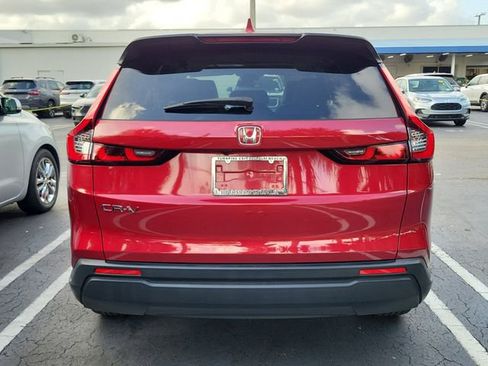 Used 2023 Honda CR-V EX image 5