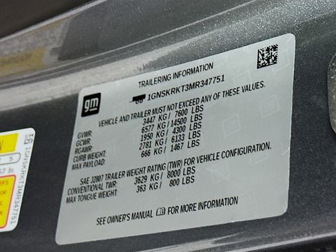 Used 2021 Chevrolet Tahoe RST w/ Luxury Package image 36