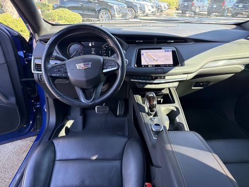 Used 2021 Cadillac XT4 Sport image 18