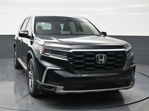 Used 2025 Honda Pilot EX-L image 7