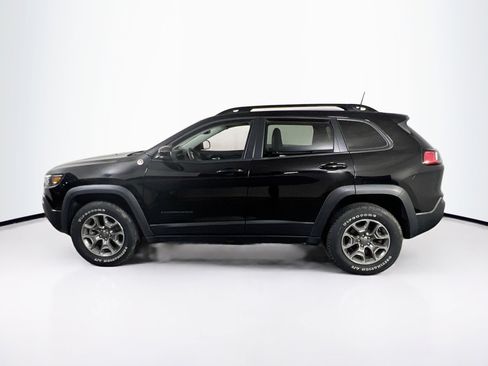 Used 2022 Jeep Cherokee Trailhawk w/ Technology Group B image 8