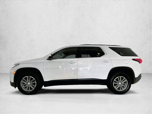 Used 2023 Chevrolet Traverse LT FWD image 6