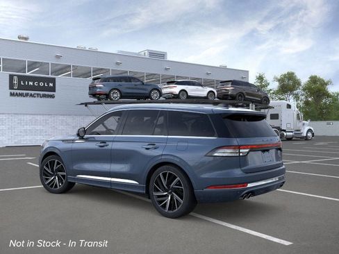 New 2026 Lincoln Aviator Black Label w/ Dynamic Handling Package image 4