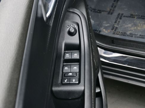 Used 2024 Jeep Grand Cherokee Altitude image 11