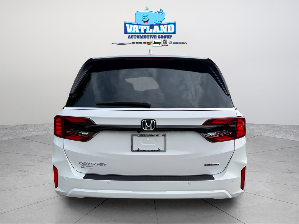 New 2027 Honda Odyssey Touring image 4