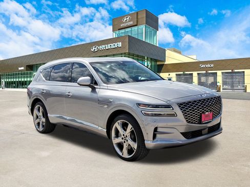 Used 2022 Genesis GV80 2.5T w/ Prestige Package 04 image 3