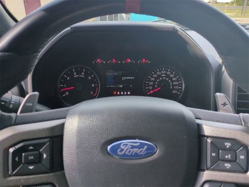 Used 2018 Ford F150 Raptor w/ Exterior Graphics Package image 33