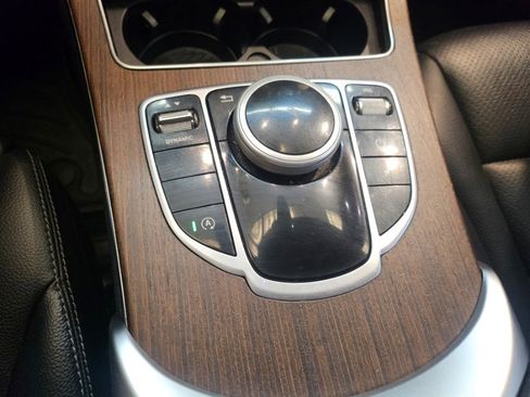 Used 2019 Mercedes-Benz C 300 4MATIC Sedan image 29