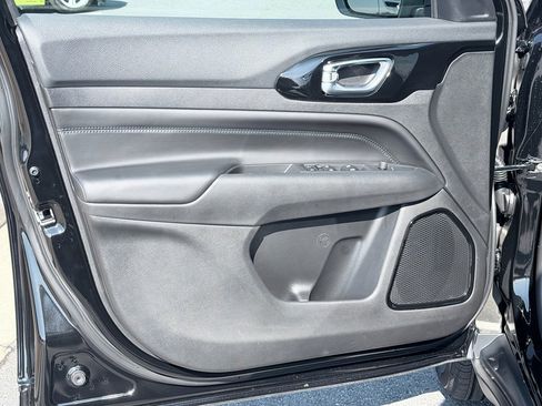 New 2026 Jeep Compass Latitude image 26