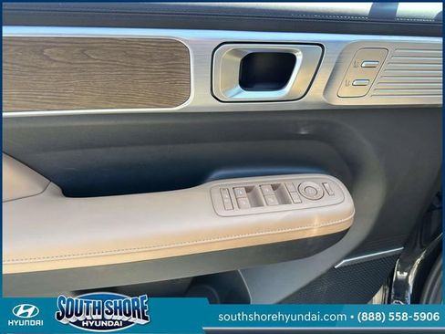 Used 2024 Hyundai Santa Fe Limited AWD/4WD image 15