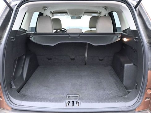 Used 2017 Ford Escape SE image 34