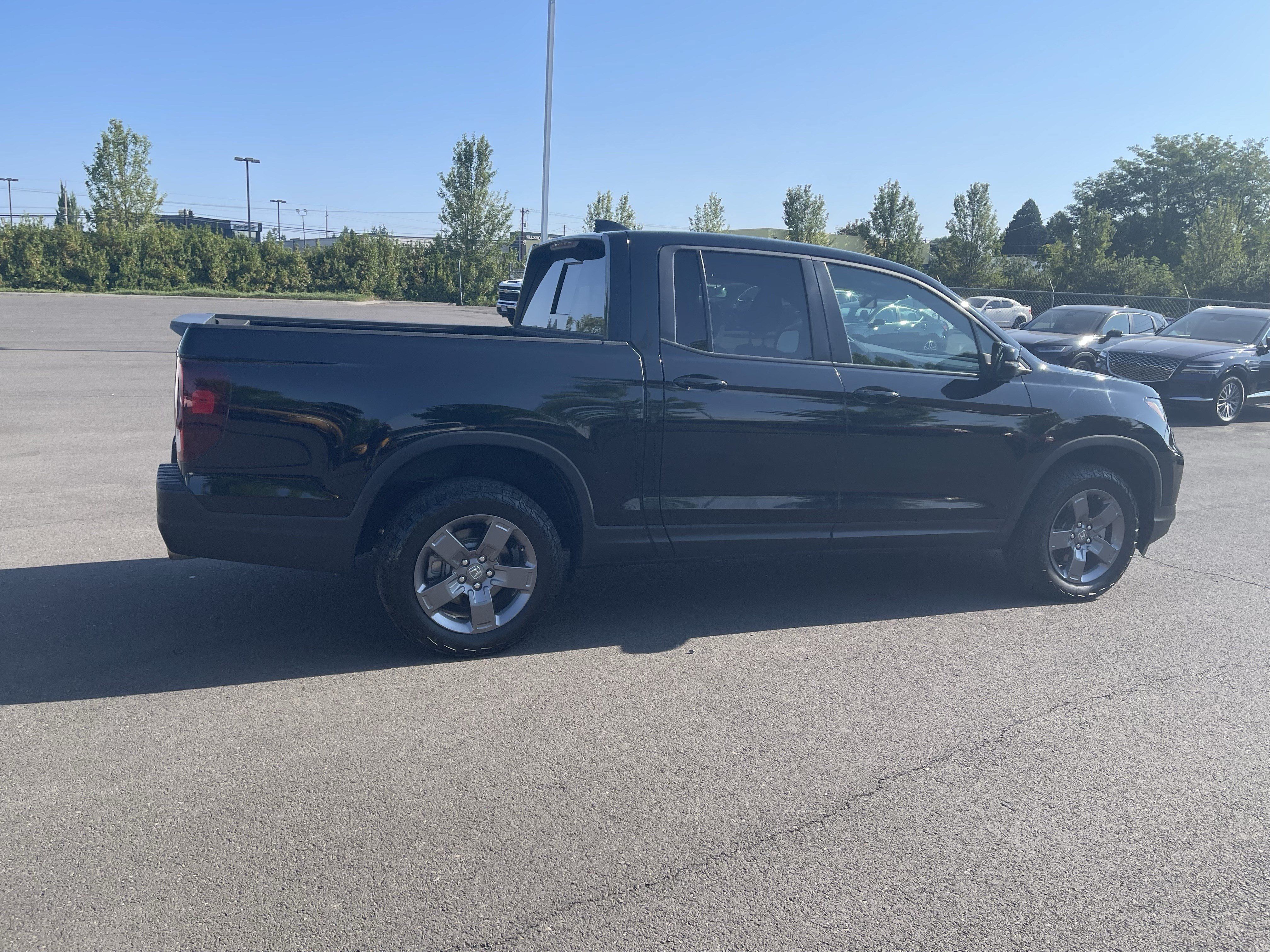 Used 2025 Honda Ridgeline TrailSport image 6