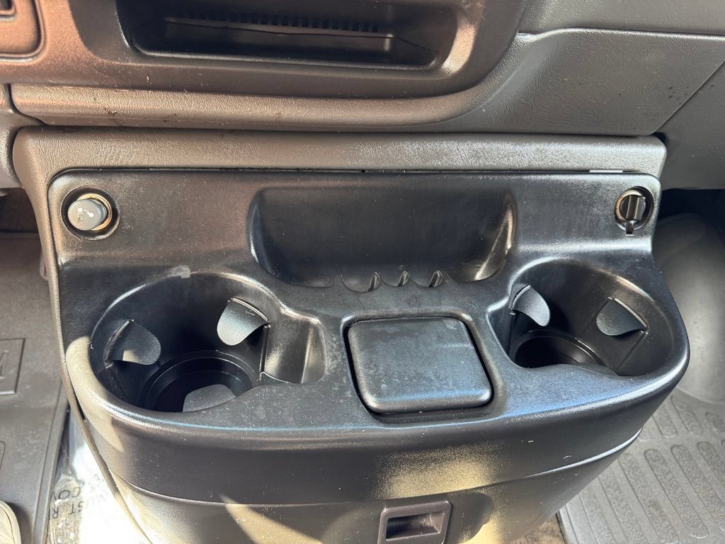 Used 2001 Chevrolet Express 3500 Passenger w/ LS Preferred Equipment Group RWD image 24