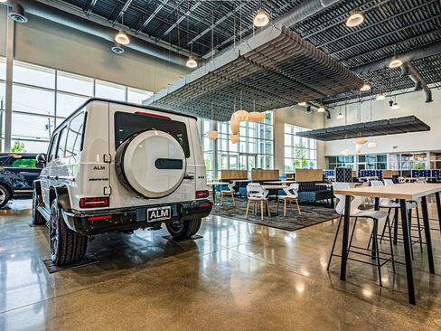 Used 2022 Dodge Charger SXT image 43