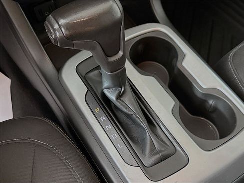 Used 2019 Chevrolet Colorado LT w/ LT Convenience Package AWD/4WD image 15