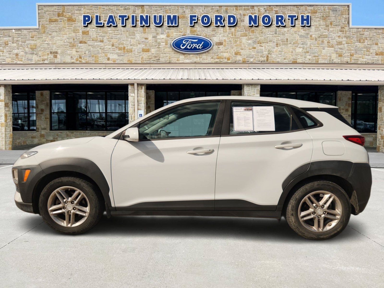 Used 2018 Hyundai Kona SE FWD image 3