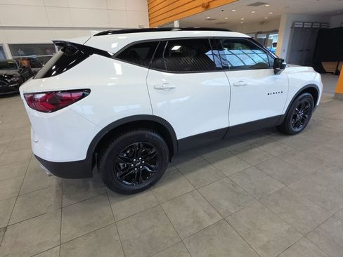 Used 2021 Chevrolet Blazer LT FWD image 6