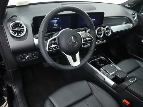 Certified 2023 Mercedes-Benz GLB 250 GLB 250 image 9