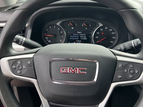 Used 2023 GMC Acadia SLE w/ Driver Convenience Package FWD image 28