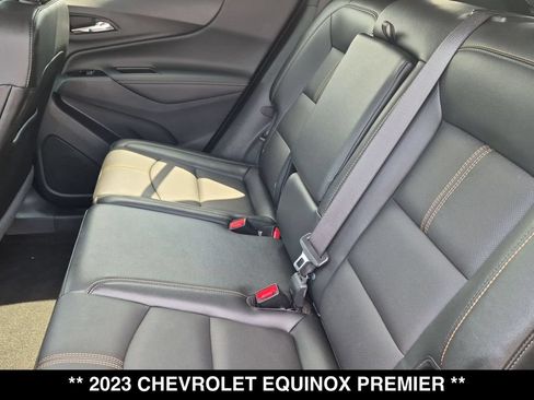 Used 2023 Chevrolet Equinox Premier FWD image 3