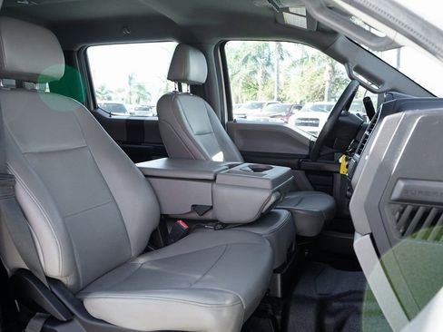 Used 2020 Ford F550 2WD Crew Cab Super Duty image 37