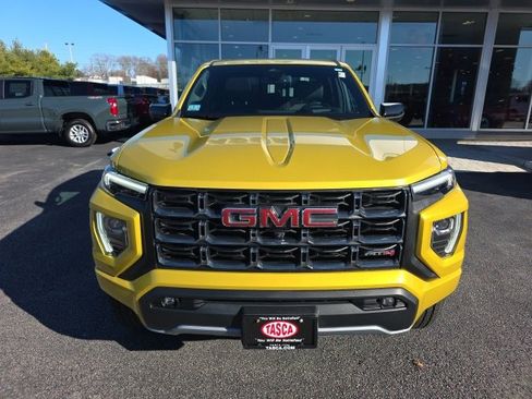 Used 2023 GMC Canyon AT4 w/ AT4 Premium Package image 2