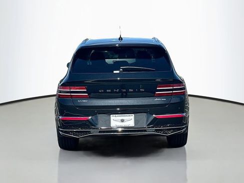 Certified 2025 Genesis GV80 3.5T Prestige image 6