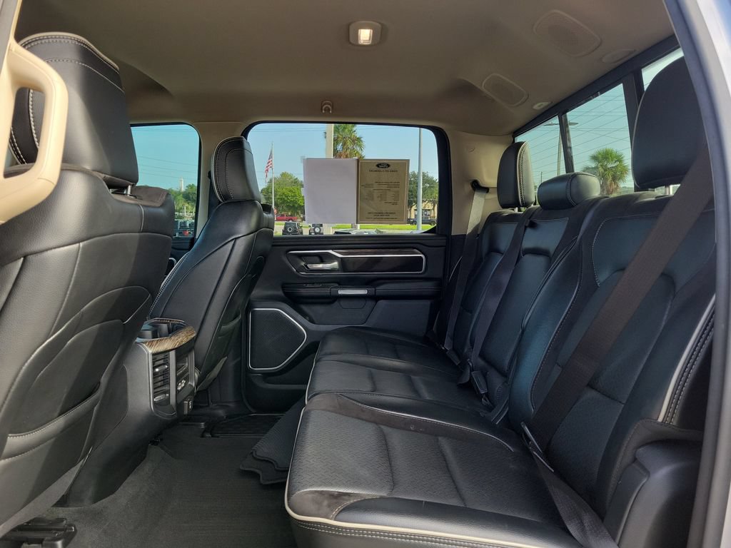 Used 2020 RAM 1500 Laramie AWD/4WD image 7