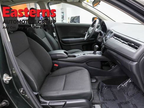 Used 2018 Honda HR-V LX image 22