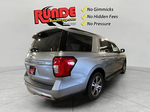 Used 2024 Ford Expedition XLT AWD/4WD image 6