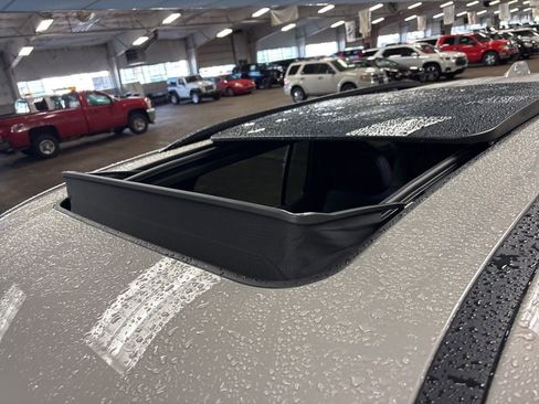 New 2026 Chevrolet Traverse Z71 w/ LPO, Floor Liner Package image 12