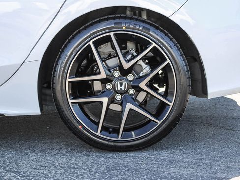 Used 2024 Honda Civic Sport Touring image 10