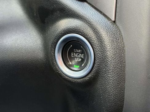 Used 2022 Chevrolet Silverado 1500 Custom image 30