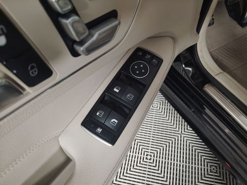 Used 2015 Mercedes-Benz E 350 4MATIC Sedan image 22