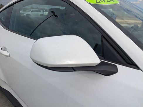 Used 2024 Ford Mustang Coupe image 11