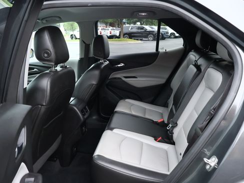 Used 2019 Chevrolet Equinox Premier FWD image 19