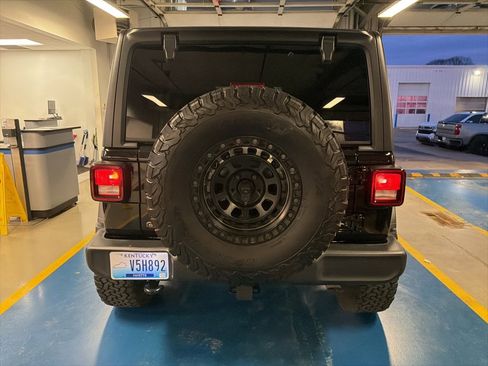 Used 2021 Jeep Wrangler Unlimited Sport image 6