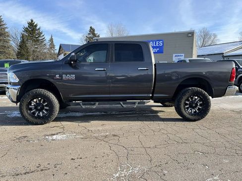 Used 2018 RAM 2500 Big Horn image 1