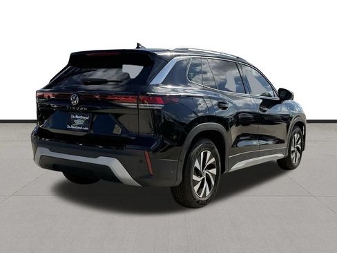 New 2026 Volkswagen Tiguan S FWD image 5